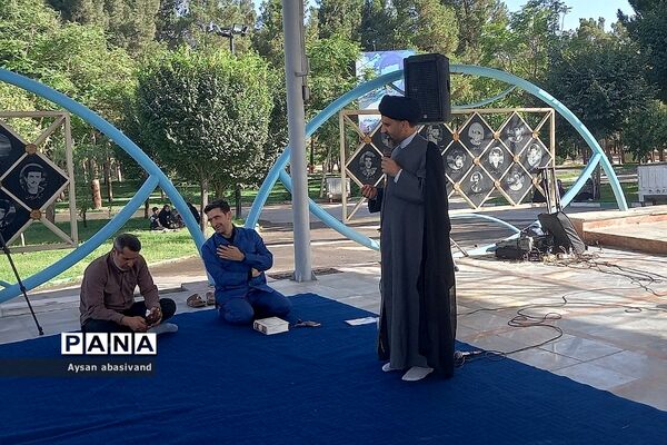 برگزاری مراسم دعای پرفیض عرفه در گلزار شهدای‌ شهرستان‌قرچک