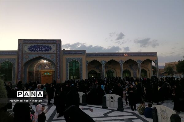 دعای پرفیض عرفه در کاشمر
