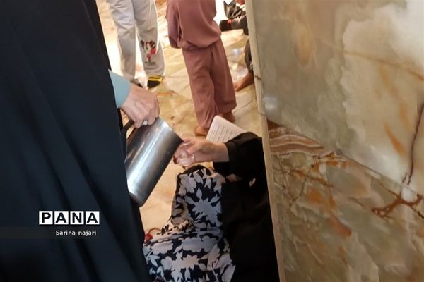 مراسم دعای عرفه در روستای ولی‌آباد شهرستان قرچک