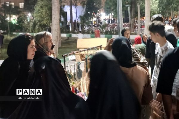 افتتاحیه غرفه‌های صنایع دستی در شهرستان‌قرچک