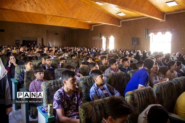 آیین تجلیل از دانش‌آموزان برتر شهرستان محلات