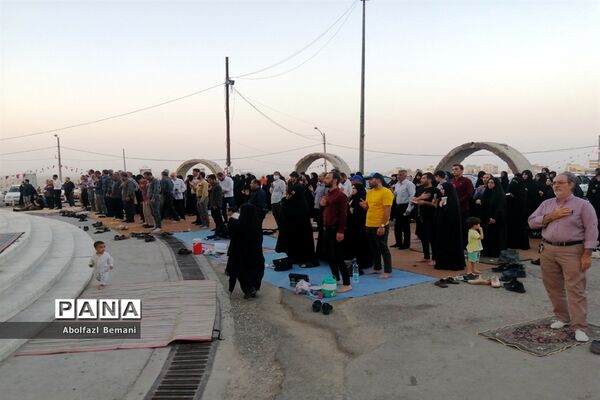 حال و هوای مسجد جمکران و کوه خضر نبی در روز عرفه