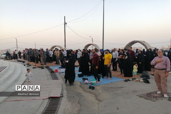 حال و هوای مسجد جمکران و کوه خضر نبی در روز عرفه