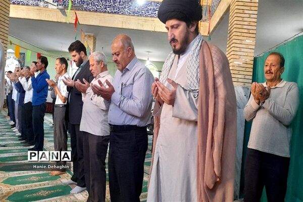 نماز عید قربان در شریف‌آباد