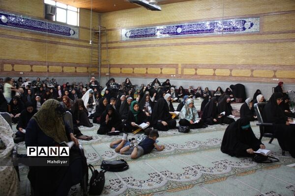 برگزاری دعای عرفه در مصلی شهر جوادآباد