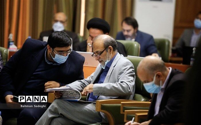 درآمد مازاد شهرداری تهران در سال گذشته صرف پیش‌پرداخت خرید اتوبوس و اورهال مترو شد