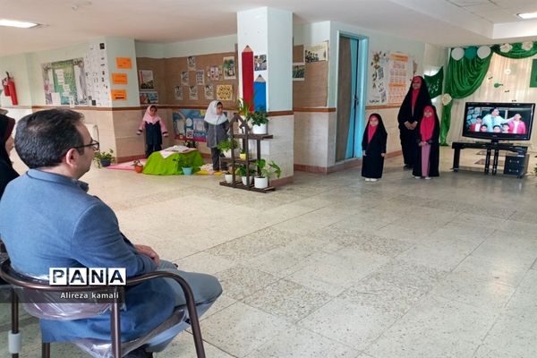 بازدید مسئولان حوزه  آموزش ابتدایی وزارت آموزش و پرورش از دبستان شقایق‌ها صفادشت