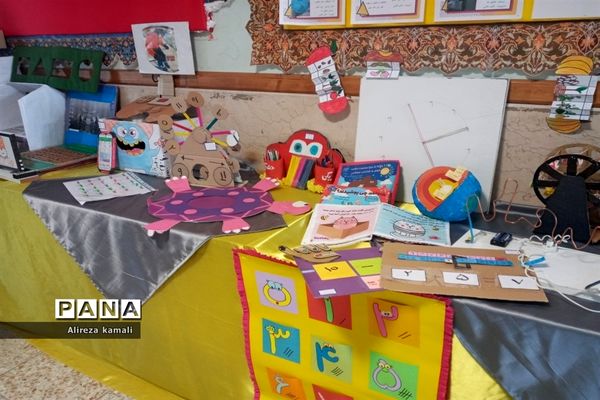 بازدید مسئولان حوزه  آموزش ابتدایی وزارت آموزش و پرورش از دبستان شقایق‌ها صفادشت