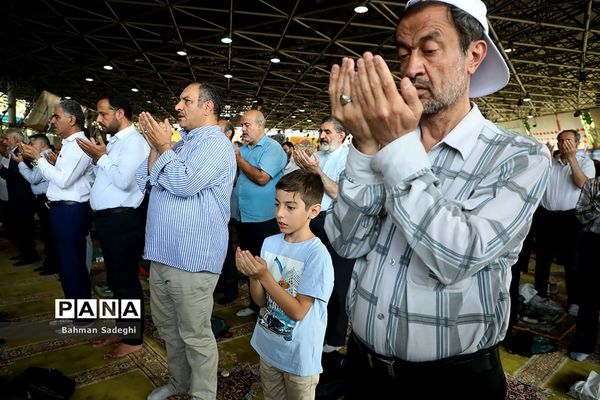 اقامه نماز عید سعید قربان در دانشگاه تهران