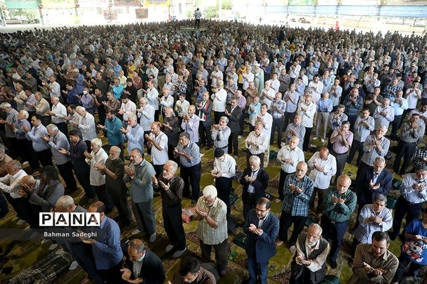 اقامه نماز عید سعید قربان در دانشگاه تهران