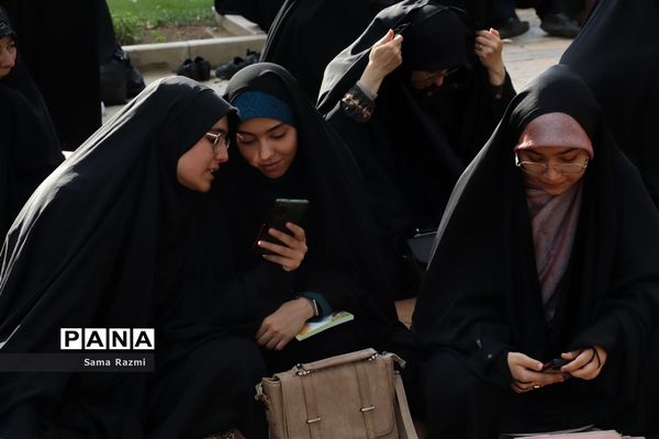 مراسم دعای روز عرفه در تبریز