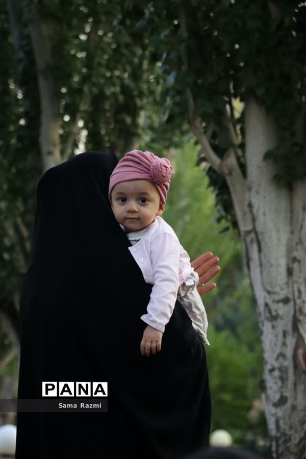 مراسم دعای روز عرفه در تبریز