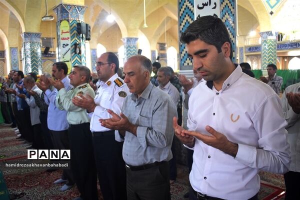 اقامه نماز عید قربان در بهاباد