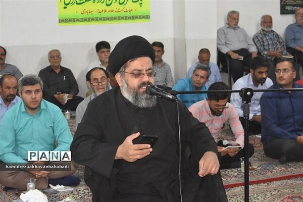 طنین‌انداز شدن دعای عرفه در بهاباد