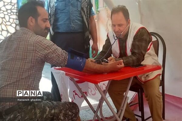 برپایی ایستگاه‌سلامت توسط جمعیت هلال‌احمر قرچک در روستای ولی‌آباد