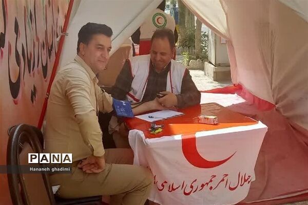 برپایی ایستگاه‌سلامت توسط جمعیت هلال‌احمر قرچک در روستای ولی‌آباد