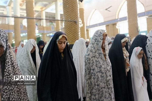 برگزاری نماز جمعه در مصلی شهرستان‌ قرچک