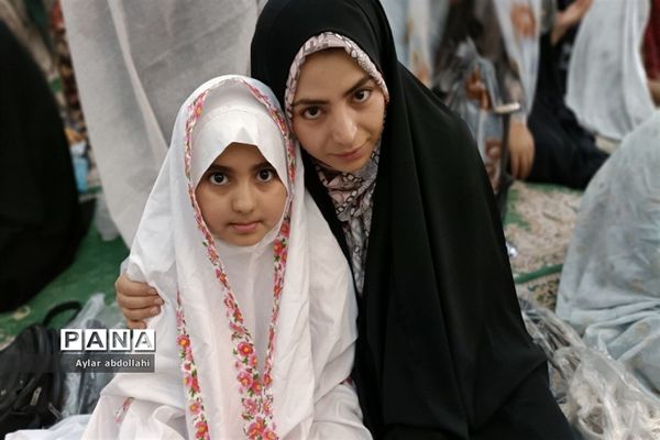 برگزاری نماز جمعه در مصلی شهرستان‌ قرچک