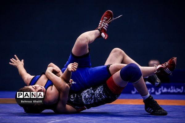 اولین جشنواره کشتی آزاد خردسالان جام پهلوانک‌ها