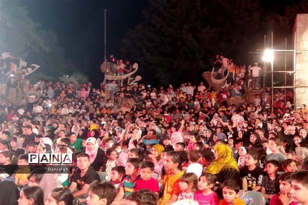جشن بزرگ خواهر برادری