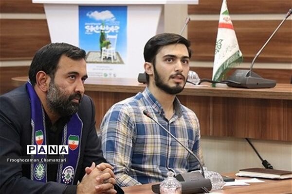 نشست هم‌اندیشی سازمان دانش‌آموزی خراسان‌رضوی و استان فارس