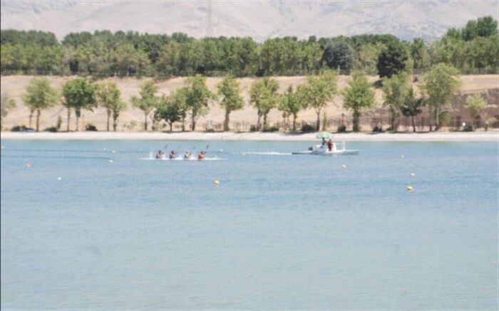 تیم ملی آب‌های آرام و پاراکانو به آب می‌زنند