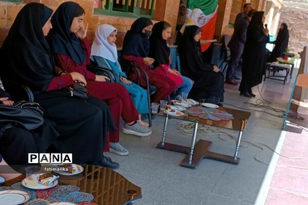 برگزاری آیین افتتاحیه اوقات فراغت در دبستان پروین‌ اعتصامی شهرستان فیروزکوه