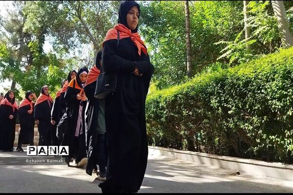 اعزام پنجمین گروه دانش‌آموزان زیارت‌اولی به مشهد مقدس