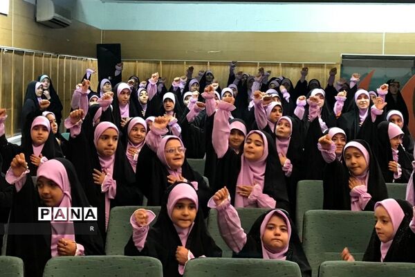 مراسم رونمایی نماهنگ «جان پیامبر»‌ در کانون جوانان بسیج سپاه تبریز