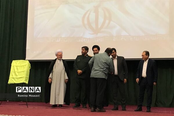 مراسم رونمایی نماهنگ «جان پیامبر»‌ در کانون جوانان بسیج سپاه تبریز