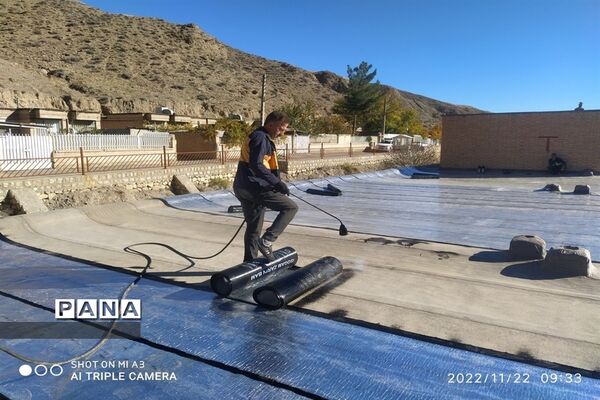 نصب بیش از 12 هزار متر لایه ایزوگام در مدارس شهرستان مرزی کلات