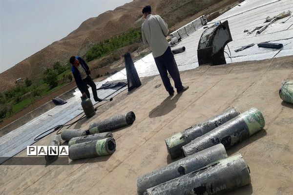 نصب بیش از 12 هزار متر لایه ایزوگام در مدارس شهرستان مرزی کلات