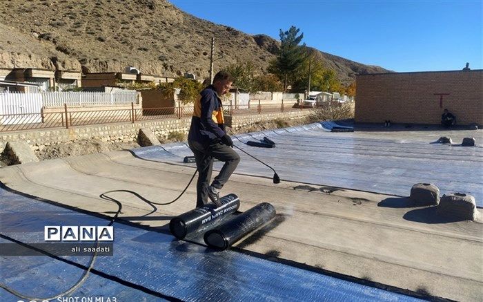 نصب ۱۲ هزار متر ایزوگام در مدارس شهرستان کلات