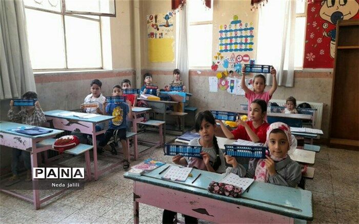 برگزاری کلاس‌های تابستانه اوقات فراغت در کانون ملائک شهرستان قرچک/ فیلم