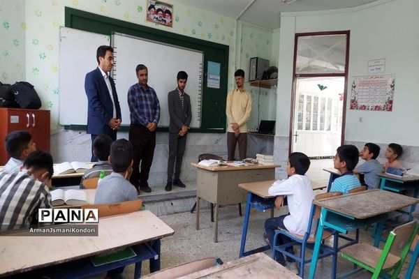 بازدید معاونت پرورشی و تربیت‌بدنی آموزش و پرورش خلیل‌آباد از کلاس‌های اوقات فراغت