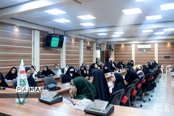 آخرین جلسه آموزش عکاسی مقدماتی ویژه دختران