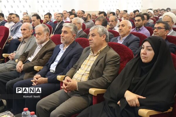 برگزاری مراسم تکریم و تودیع و معارفه مدیر آموزش و پرورش شهرستان اردکان
