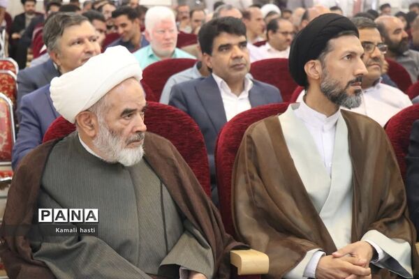برگزاری مراسم تکریم و تودیع و معارفه مدیر آموزش و پرورش شهرستان اردکان