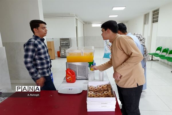 جشن فارغ‌التحصیلی پایه دوازدهم مدرسه ۱۷ شهریور