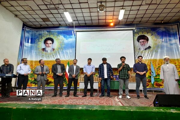 جشن فارغ‌التحصیلی پایه دوازدهم مدرسه ۱۷ شهریور