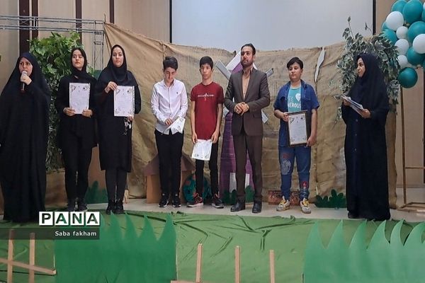 برگزاری جشن عید غدیر در کانون شهید مطهری ناحیه یک بهارستان