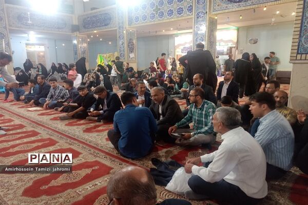 اجرای طرح مسجدمحوری همراه با میز خدمت معاونان اداره آموزش و پرورش ناحیه 3 در مسجد‌الرضا