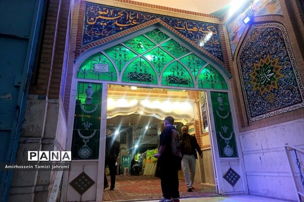 اجرای طرح مسجدمحوری همراه با میز خدمت معاونان اداره آموزش و پرورش ناحیه 3 در مسجد‌الرضا