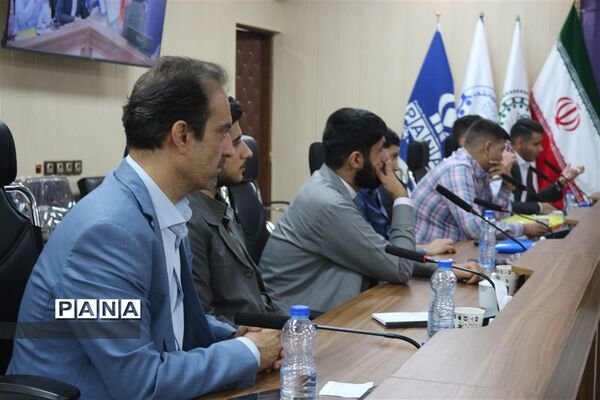 نشست اعضای مجلس دانش‌آموزی استان خوزستان در اهواز