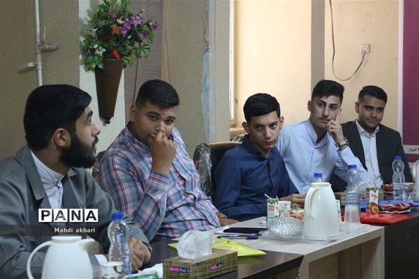 نشست اعضای مجلس دانش‌آموزی استان خوزستان در اهواز