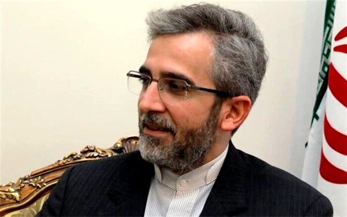 «علی‌باقری» با رئیس‌جمهوری عراق دیدار و گفت‌وگو کرد