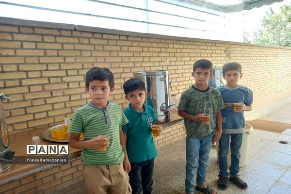 جشن عید غدیرخم و افتتاحیه کلاس‌های اوقات فراغت‌ دانش‌آموزان خلیل‌آباد