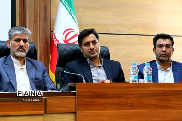 جلسه شورای مسکن و بازدید از پروژه‌های مسکن ملی در کاشمر