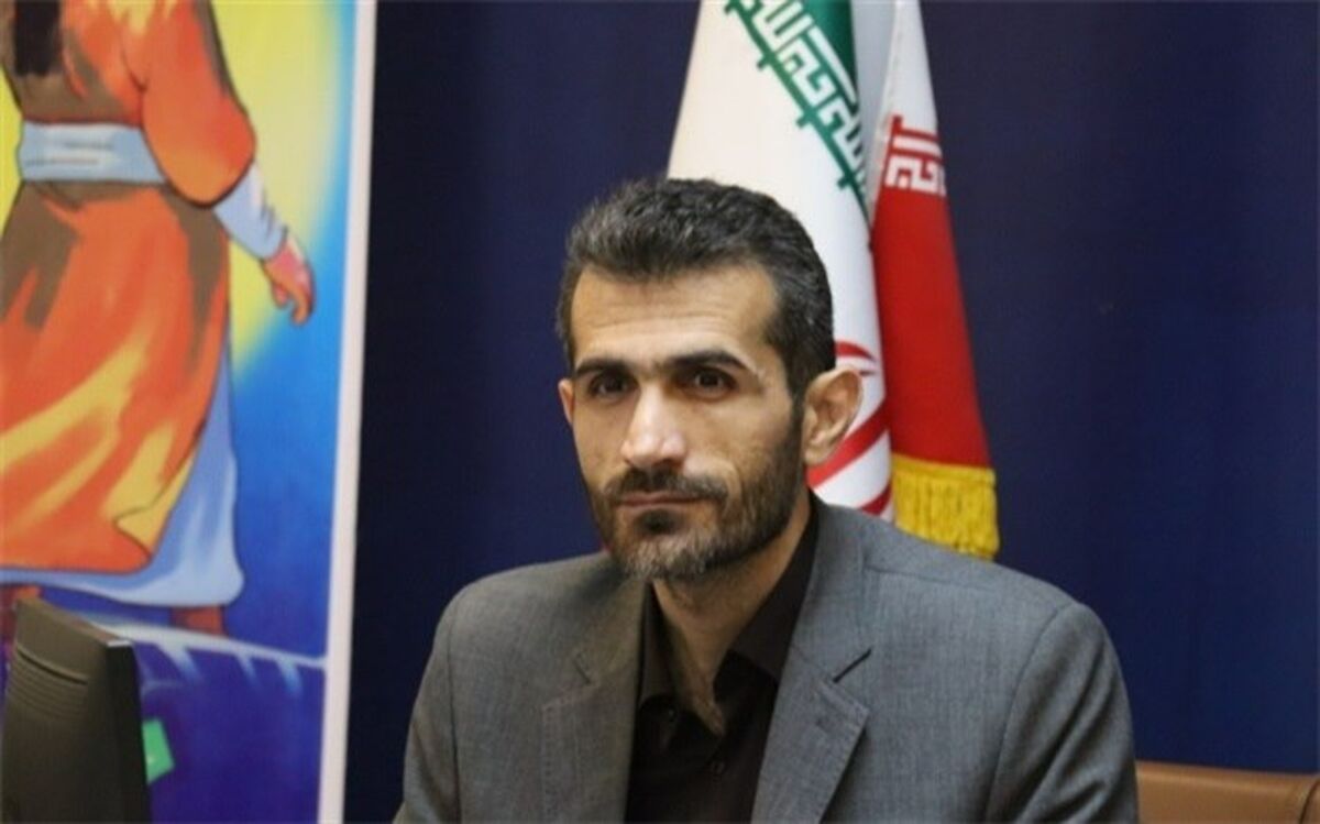 باید از موسسان و مدیرانی که در خط مقدم تعلیم و تربیت هستند کمک گرفت