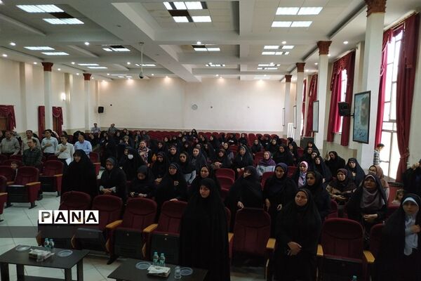 جشن بزرگ غدیرخم و تکریم سادات در آموزش و پرورش شهرستان شاهین‌شهر